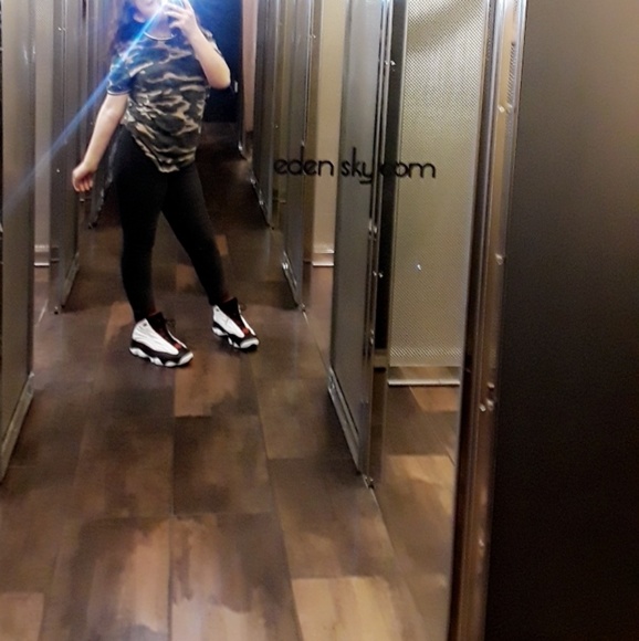 Meet your Posher, Sterlinng - Picture 1 of 1